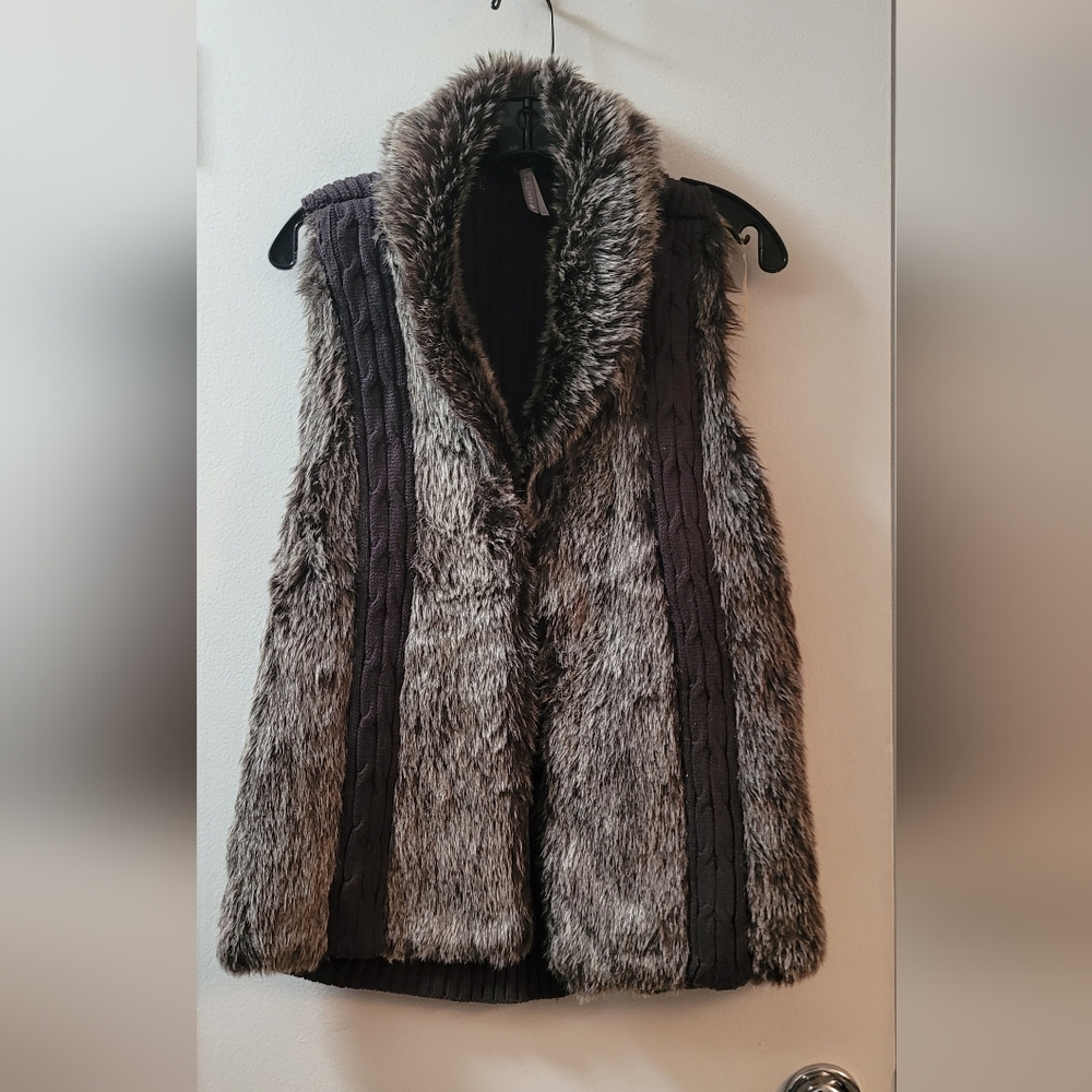 Faux Fur knit vest